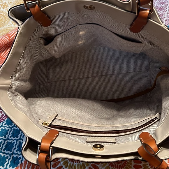 Dooney & Bourke purse - Picture 4 of 7